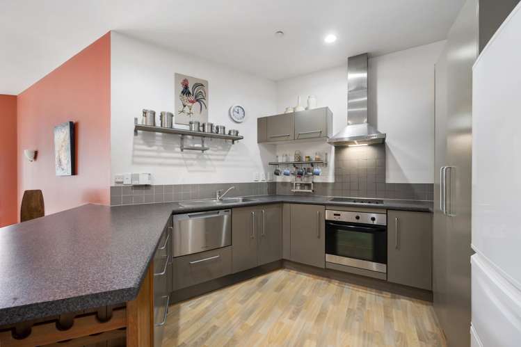 205/107 Thorndon Quay Pipitea_4