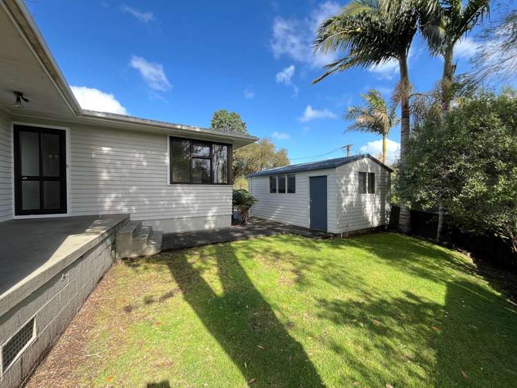17 Hinau Street New Lynn_9