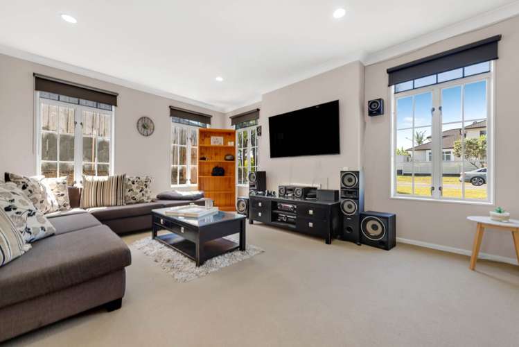 107 Pine Harbour Parade Beachlands_6