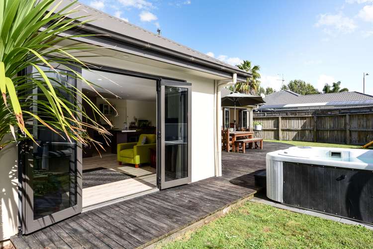 7 Roderick Place Rototuna_14