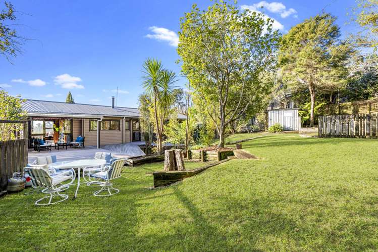 98 Daffodil Street Titirangi_23