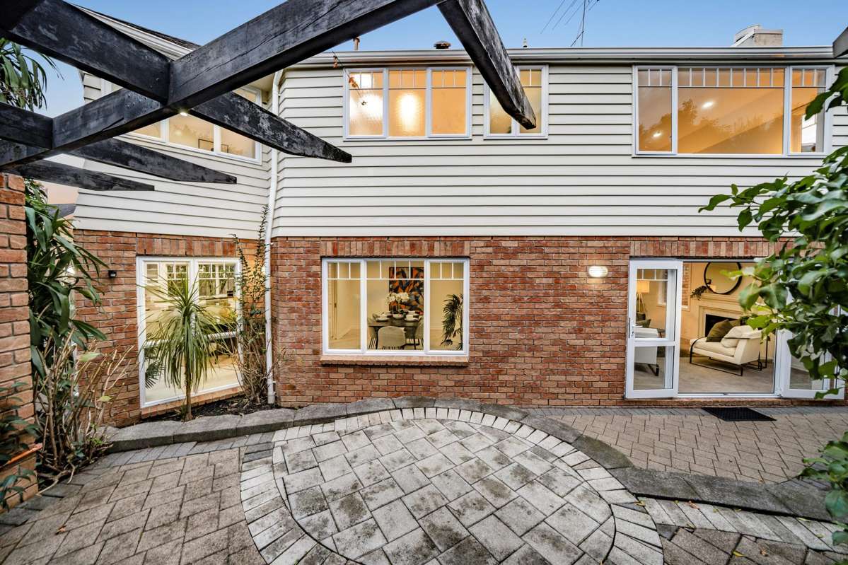 5A Inverary Avenue_1
