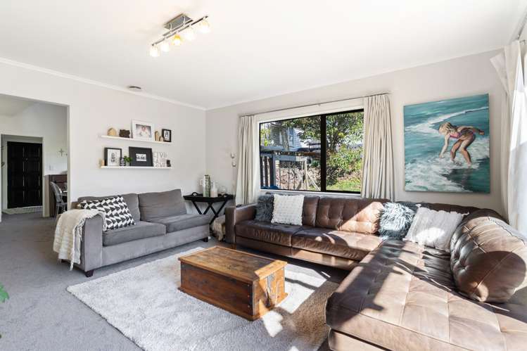 7b Bradbury Road Botany Downs_8