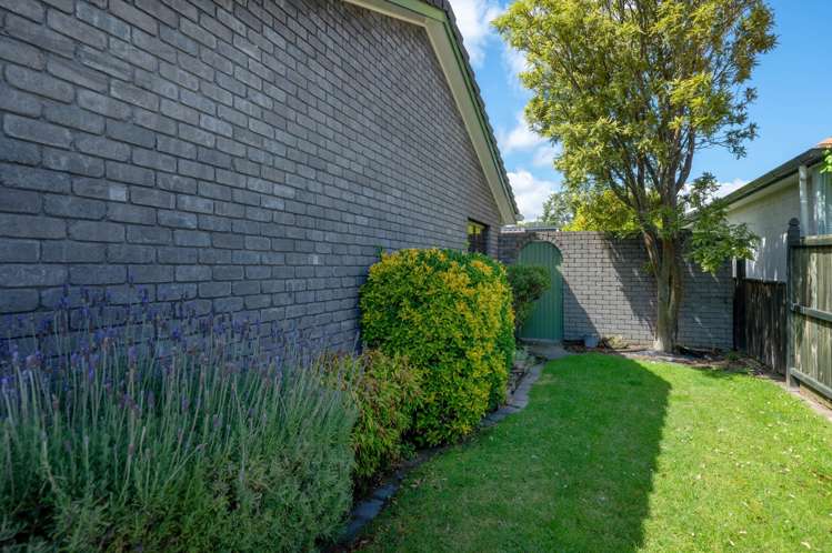 12b Wylie Street Glenholme_22
