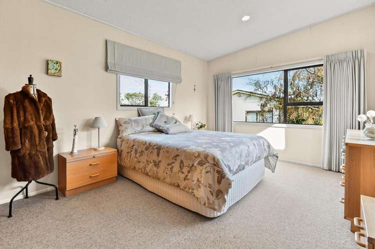 74 Woodhouse Road Patumahoe_18