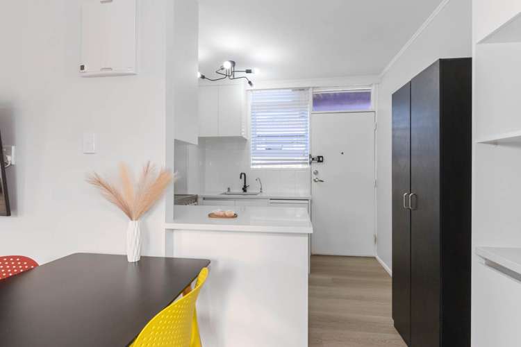 4/86 Portage Road New Lynn_10