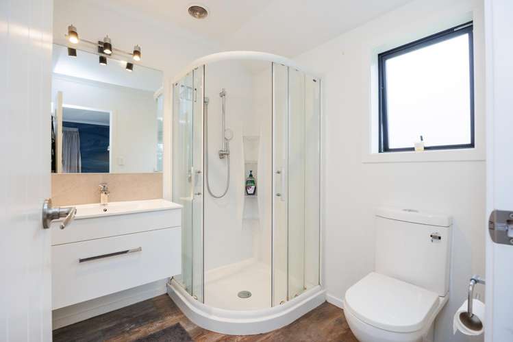 52 Centre Road Aokautere_13