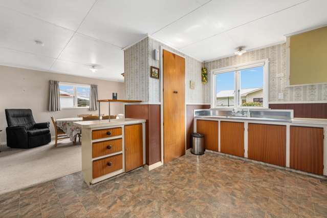 2 Monckton Street Feilding_4