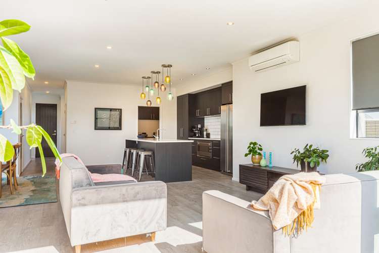 14 Kotuku Lane Hobsonville_9