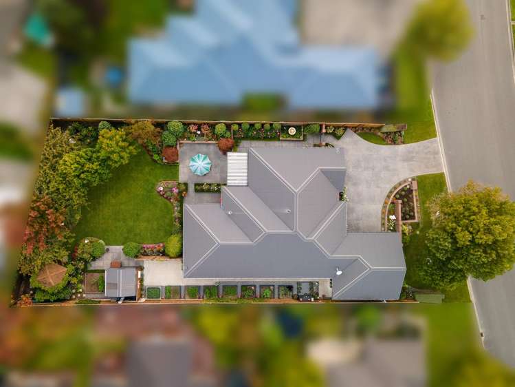 263 Southfield Drive Lincoln_21