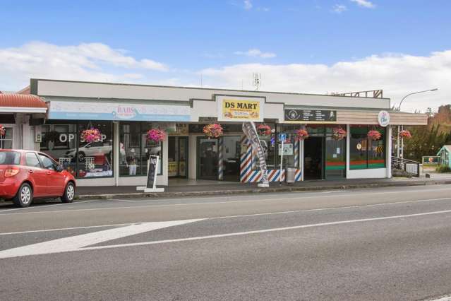 Multi-tenanted on main arterial!