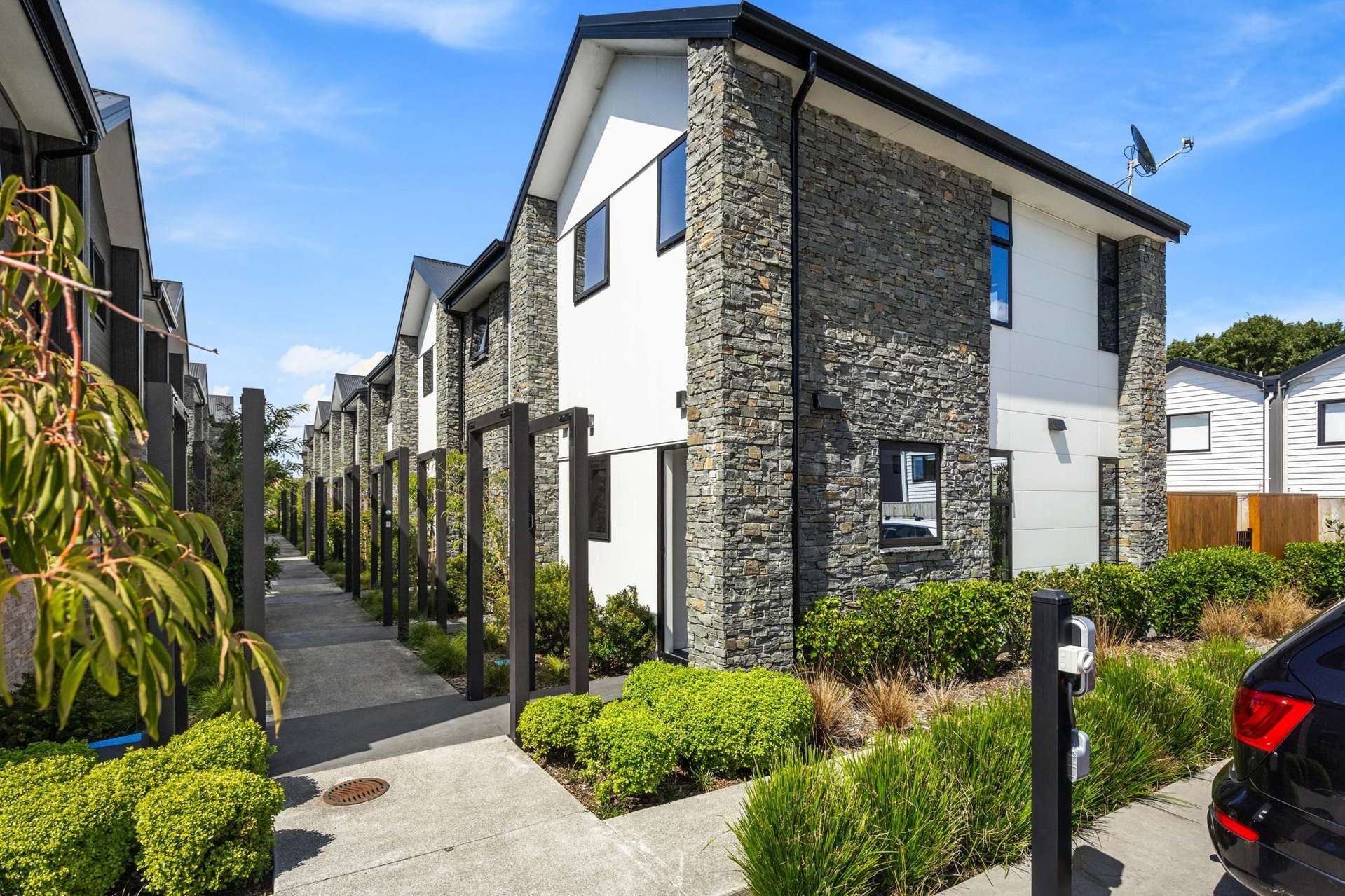 20/10 Fathom Place Te Atatu Peninsula_0