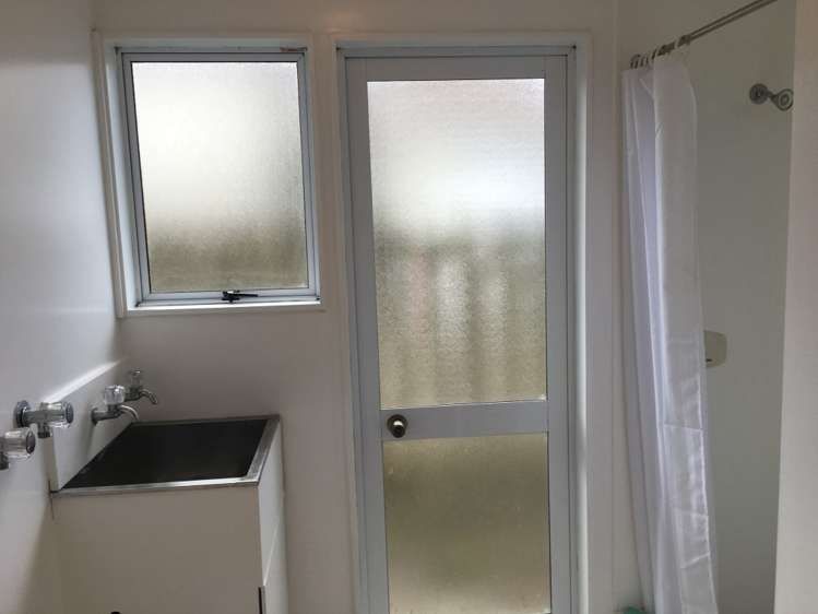 10a Simpson Road Ranui_12