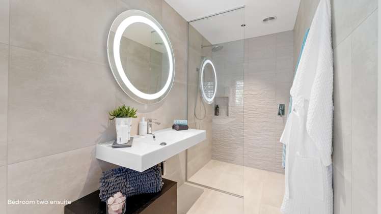 8 Kotare Place Sandspit_14