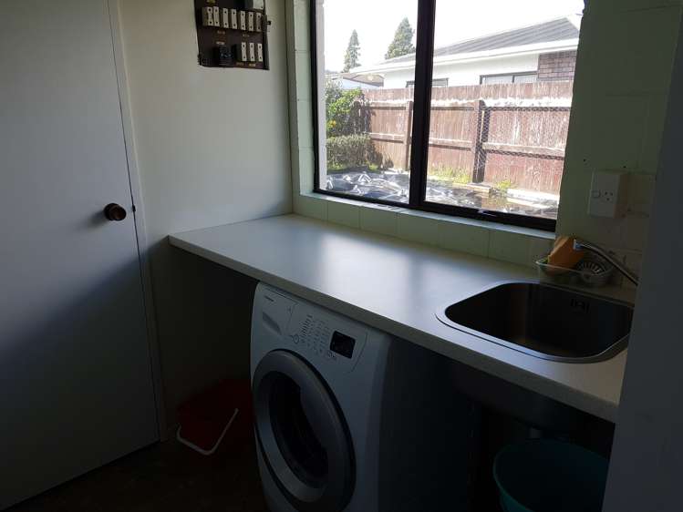 208 Sylvia Road Whangamata_11