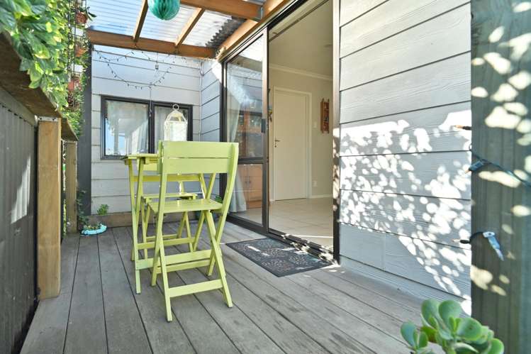 805 Queen Street East Parkvale_11