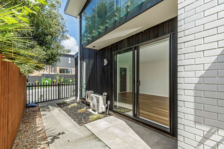 1 Milenio Crescent Windsor Park_18