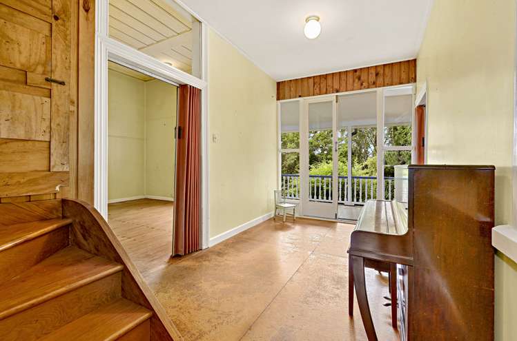 651 West Coast Road Oratia_19