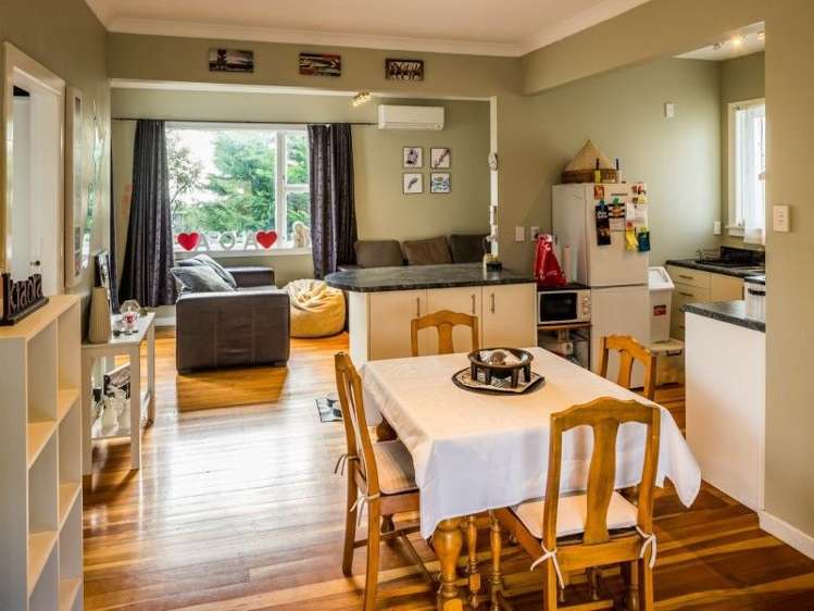 5 Mako View Titahi Bay_2