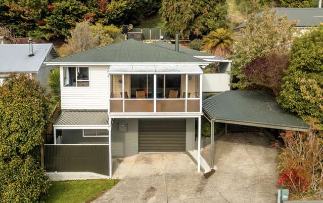 Forget old prices - scenic, private and must sell