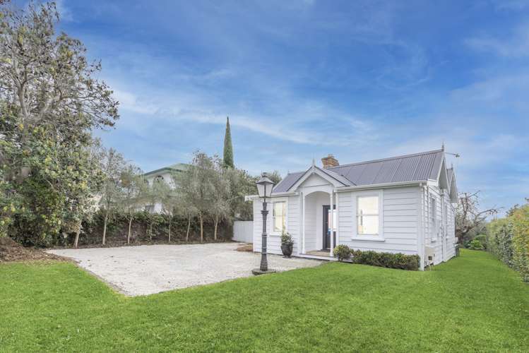 17 Onewa Road Northcote_0