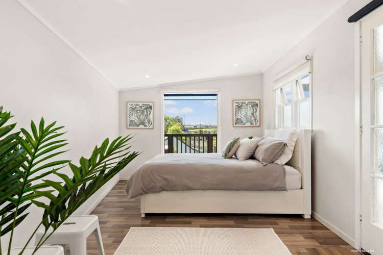 18 Marie Crescent Te Atatu South_9