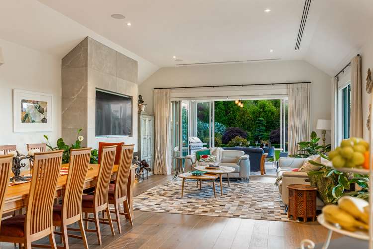 13 Myra Evelyn Grove Dairy Flat_21