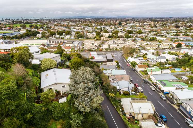 4 Guys Hill Road Hospital Hill_20