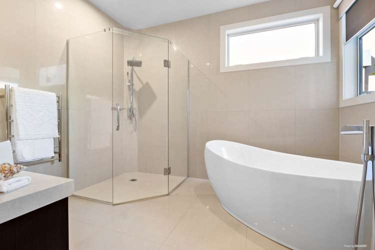 89 Pine Harbour Parade Beachlands_21