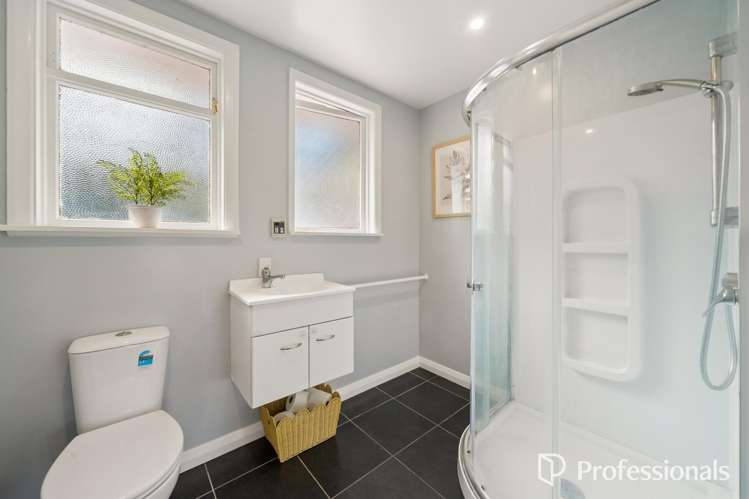 20 Ashburn Road Wainuiomata_15