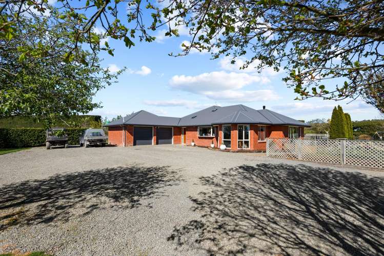 68 Addingtons Road Darfield_13