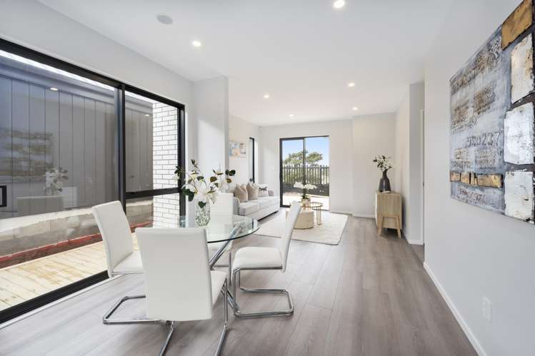 35 Puhikawa Street Massey_16