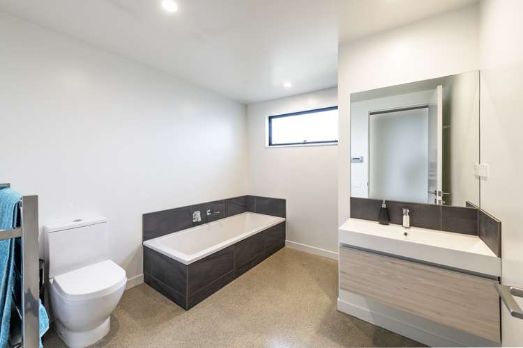 112 Rob Roy Lane Wanaka_13