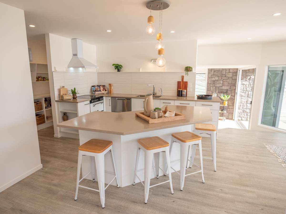 27 Adamson Road_5