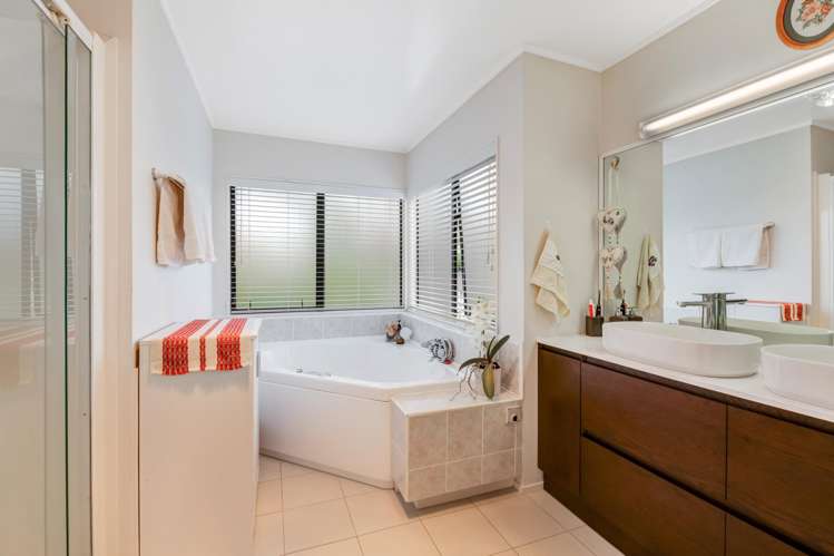 3 Sandpiper Grove Unsworth Heights_27