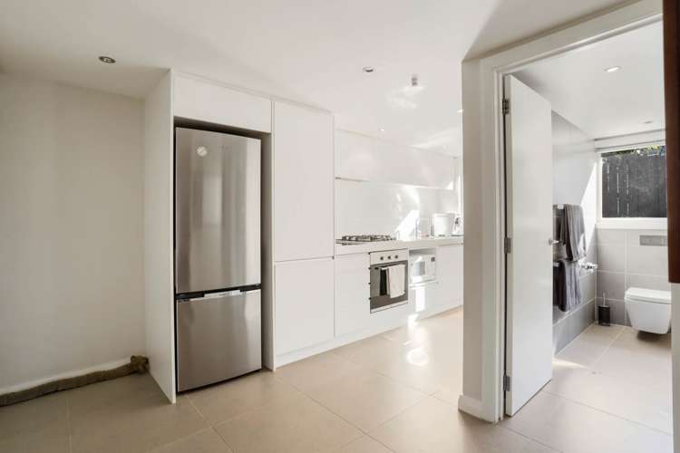 46 Ladies Mile Remuera_18