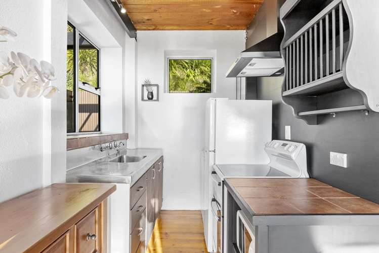 11 Karaka Street Eastbourne_7