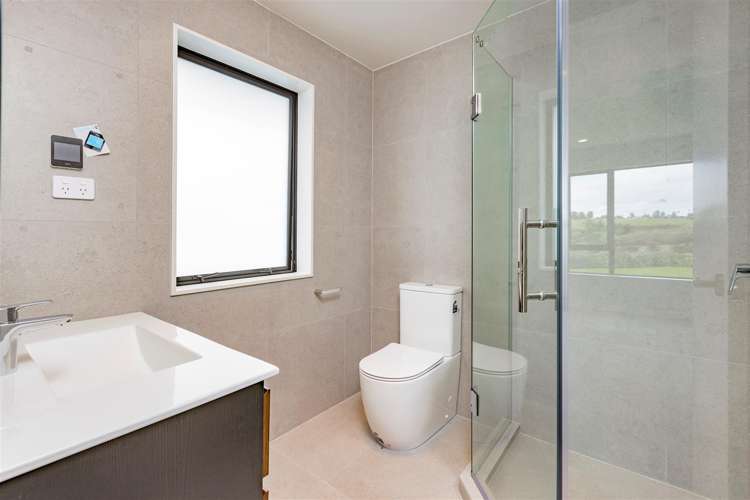 1 Hutukawa Drive Beachlands_17