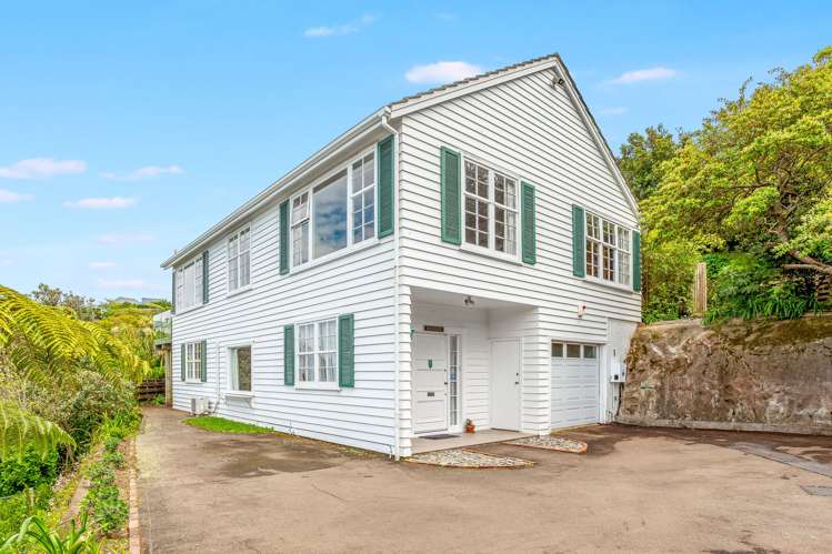 64 Lohia Street Khandallah_1