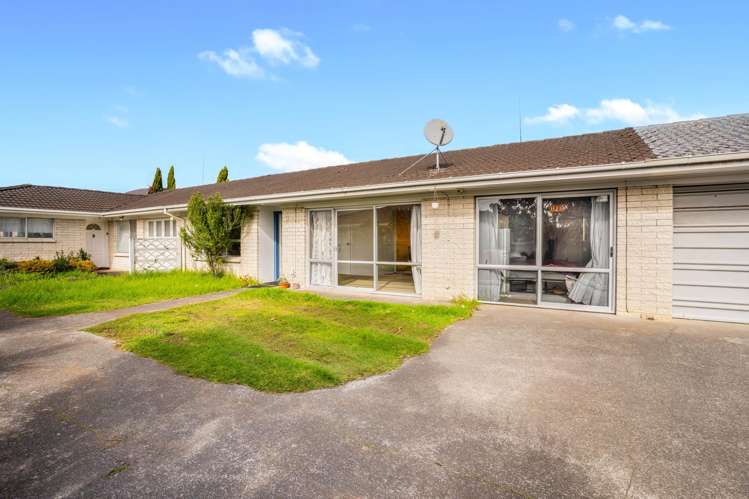 2/69 Rangitoto Road_0