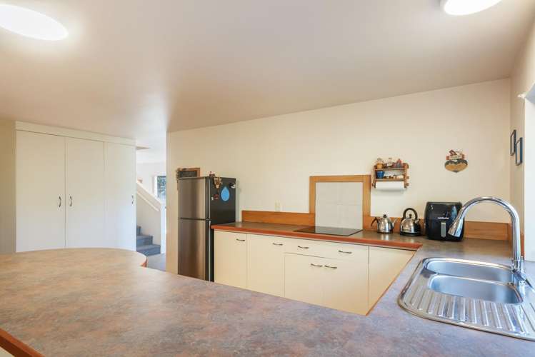 17 Charnwood Grove Waikanae_10