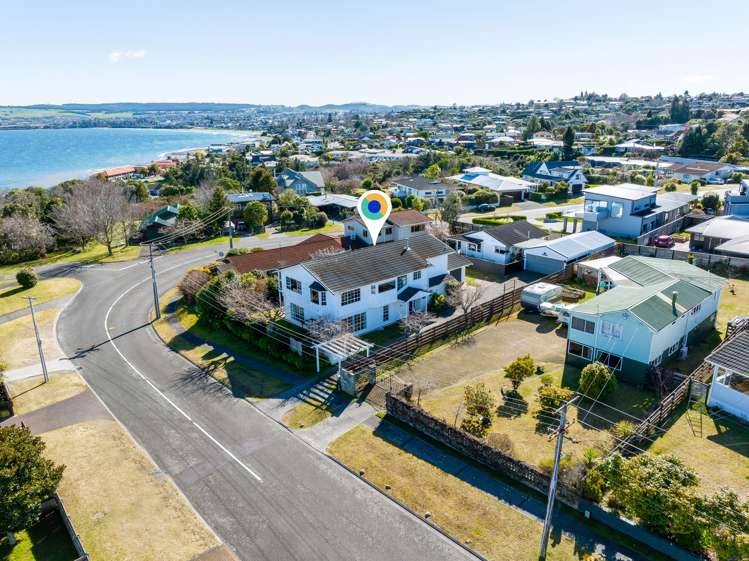 1/4 Ingle Avenue Waipahihi_21