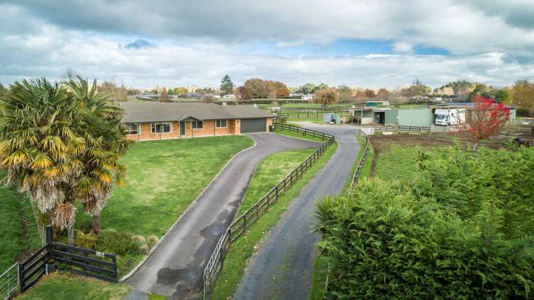 2/101 Racecourse Road Cambridge_1