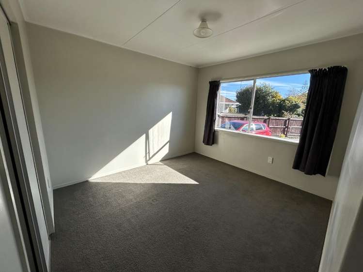 2/225 Annesbrook Drive 1951_7
