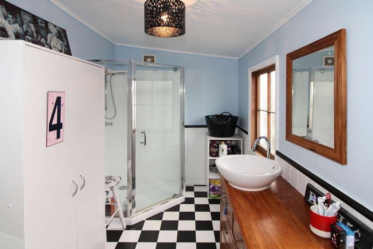 62 Kent Street Carterton_11