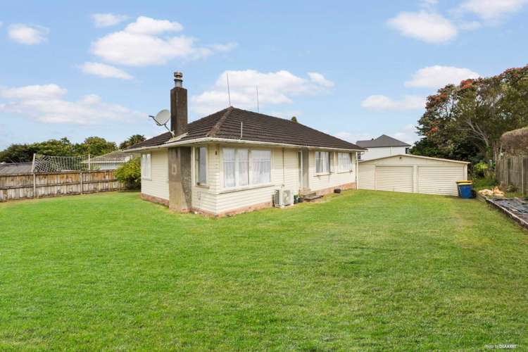 9 & 11A Kervil Avenue Te Atatu Peninsula_11