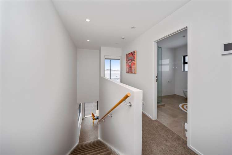 2/86 Hurlstone Drive Taranaki_11