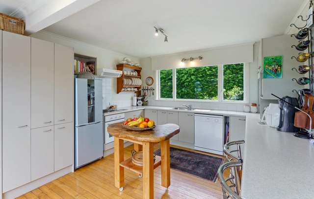 29 Hona Street Waikanae Beach_2