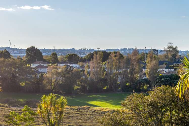 40 Aramoana Avenue Devonport_18