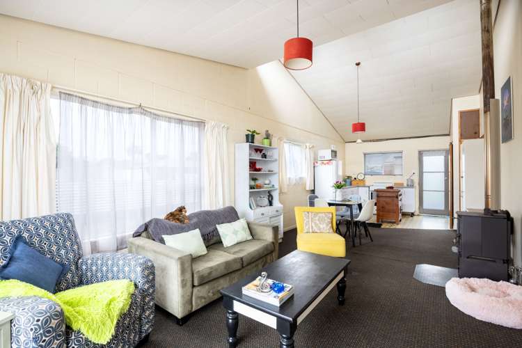 89c Leslie Street Waitara_7